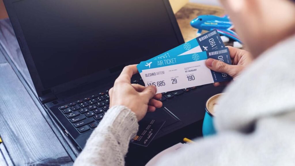 how to change name on american airlines ticket, american airlines how to change name on ticket, how to change a misspelled name on american airlines ticket, how to change a name on american airlines ticket